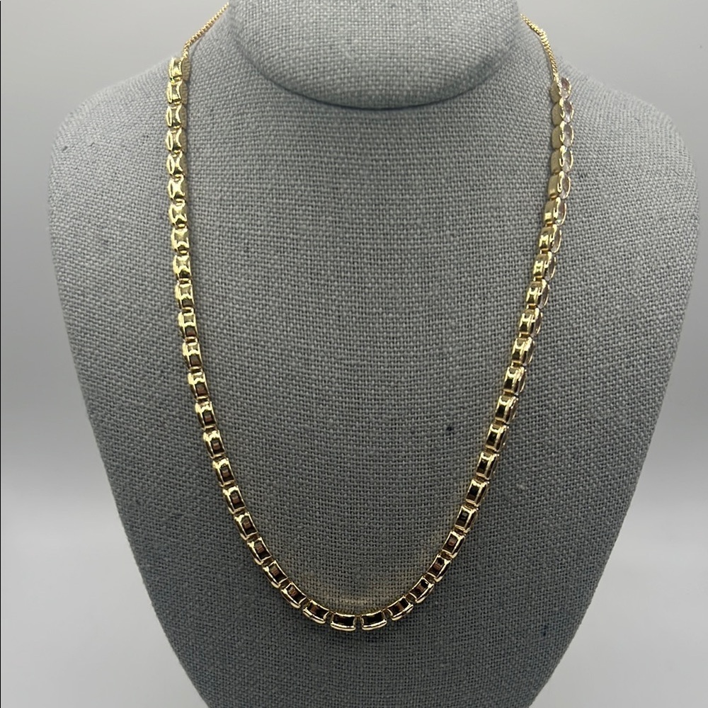 853. Elegant Gold Chain Adjustable Necklace - Picture 2 of 3